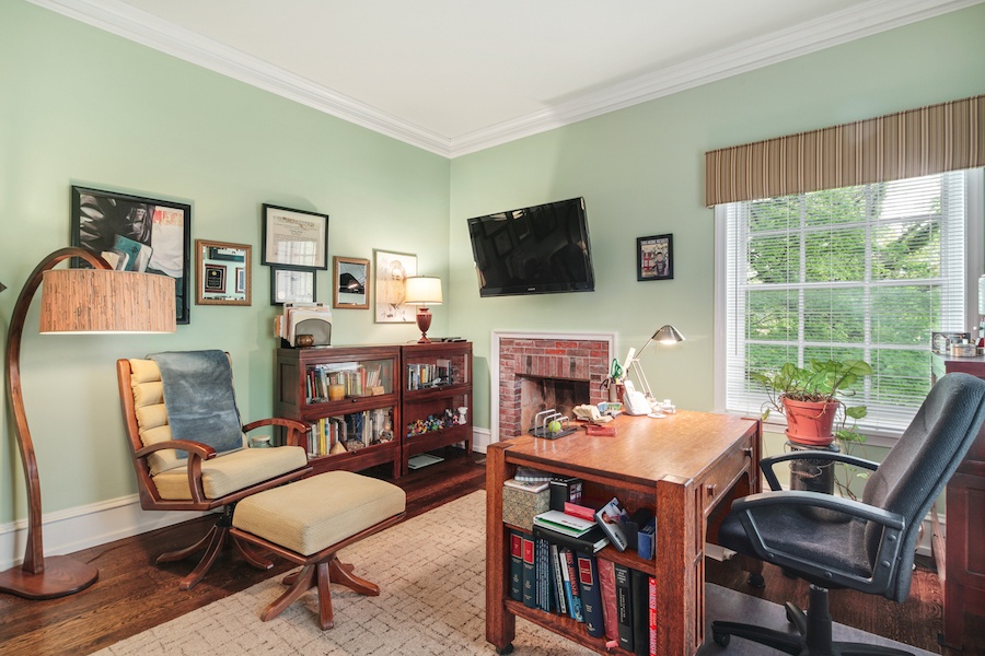 house for sale germantown moderne colonial study