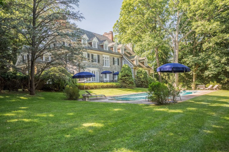 House for Sale Edward Smith Estate in Gwynedd Valley