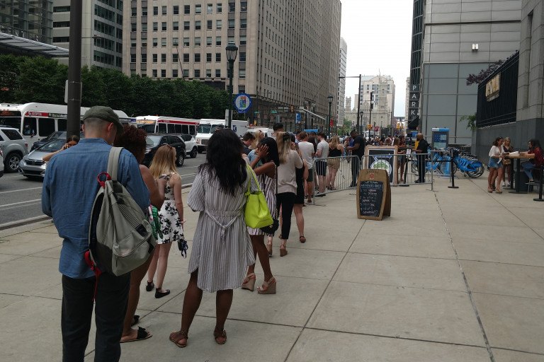 I Tried the “New” Center City Sips. You Can Keep It.