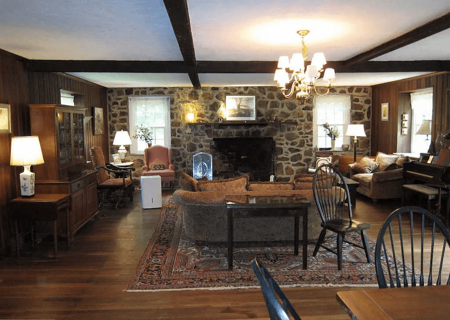 house for sale glen mills rehab ready colonial main living area
