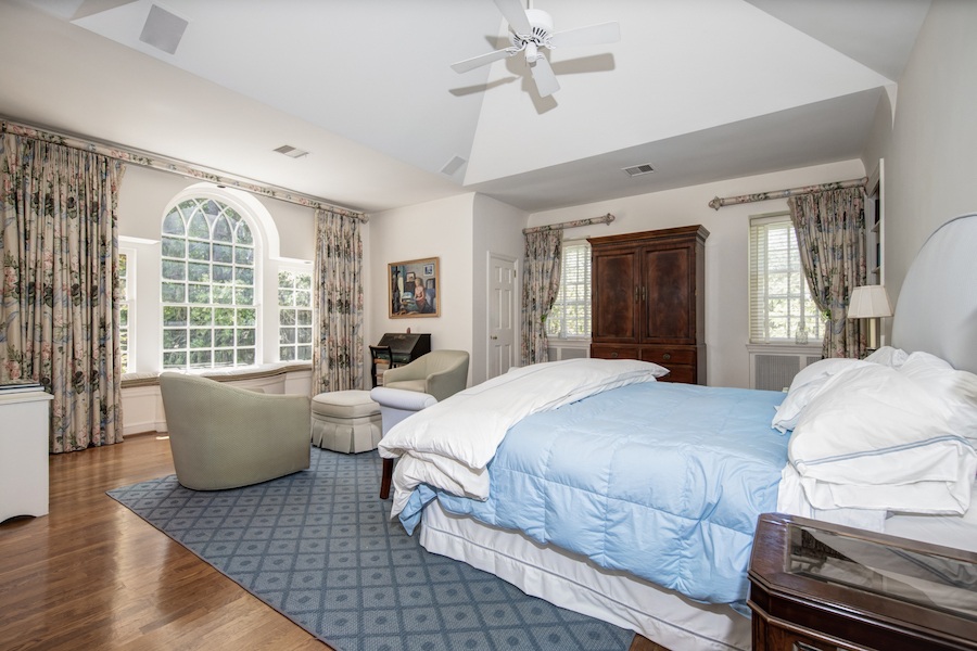 house for sale wyndmoor colonial cape master bedroom