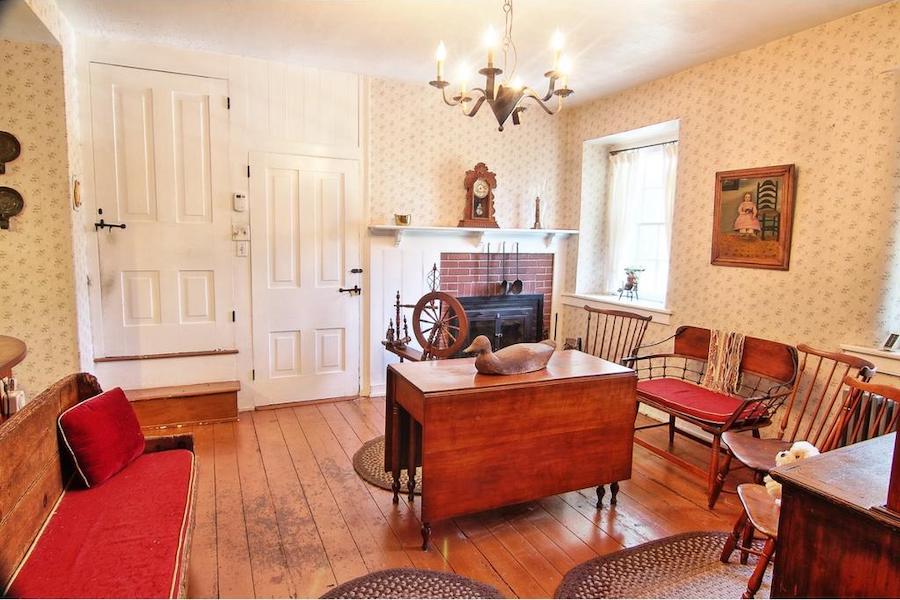 house for sale pottstown historic farmstead dining room