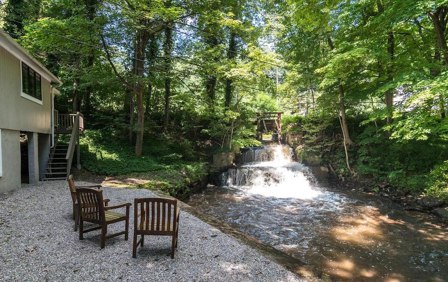 house for sale pipersville creekside cottage backyard