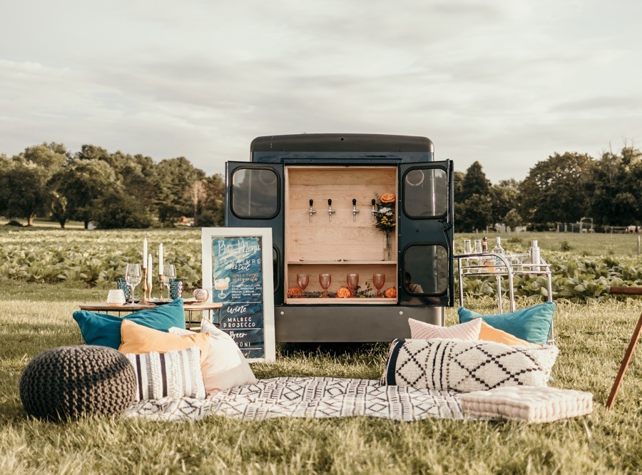 magnolia-lounge-mobile-bar-cart