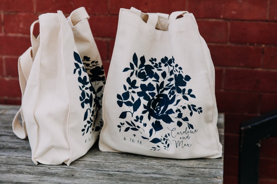 custom-wedding-tote-bags