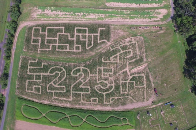 corn mazes near Philadelphia