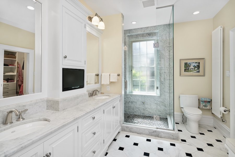 house for sale rittenhouse delancey mansion master bathroom