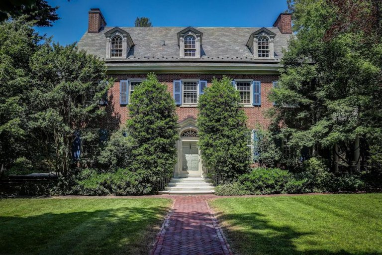 House for Sale Contemporary Colonial in Chestnut Hill