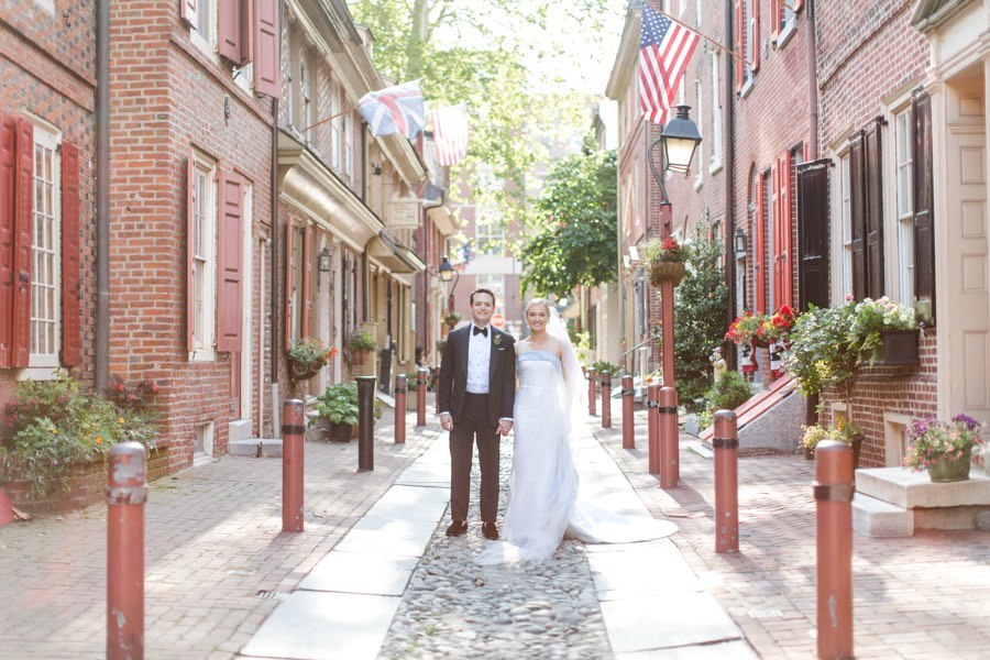 Philadelphia bride and groom