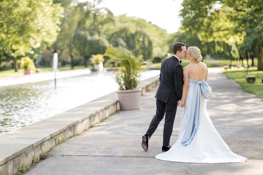 Philadelphia bride and groom