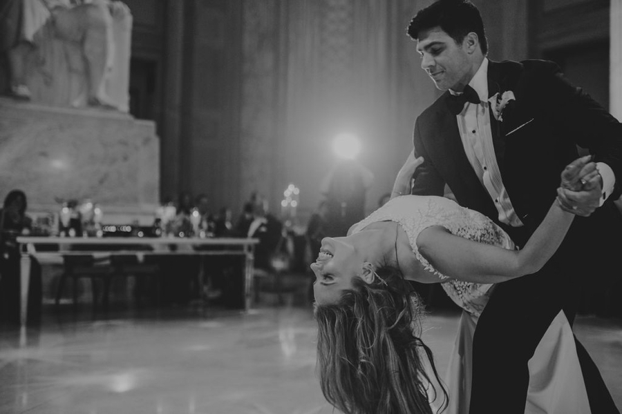 A Gatsby-Style Franklin Institute Wedding With The Coolest Selfie Station