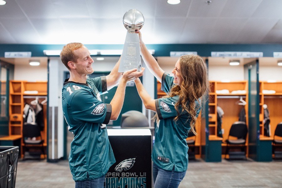 Front Line Workers Could Have a Free Wedding at Lincoln Financial Field