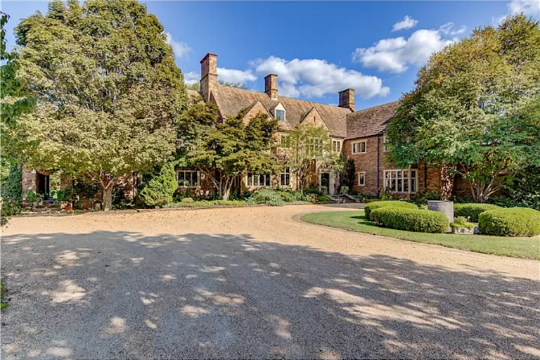 House for Sale English Country Manor in Chadds Ford