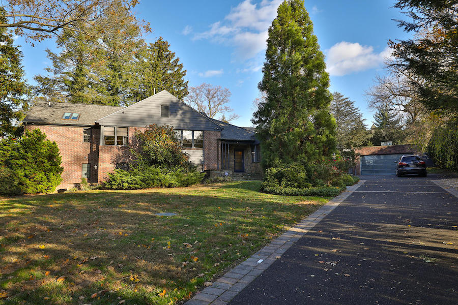 house for sale mt. airy midcentury modern split-level exterior front