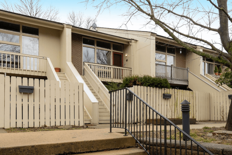 Contemporary New Hope Condo for Sale