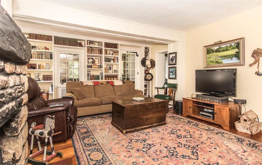 huntingdon valley colonial house for sale family room