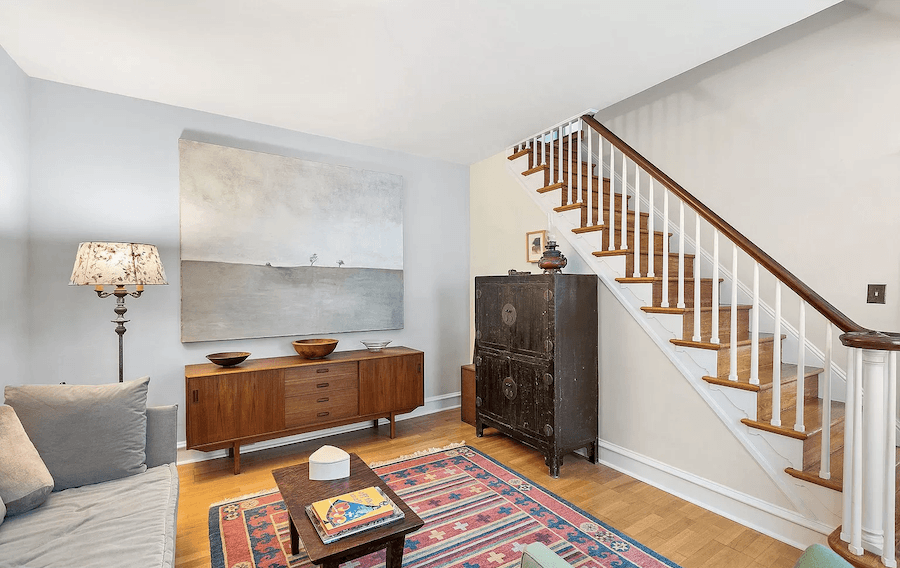 manayunk freestanding house for sale living room