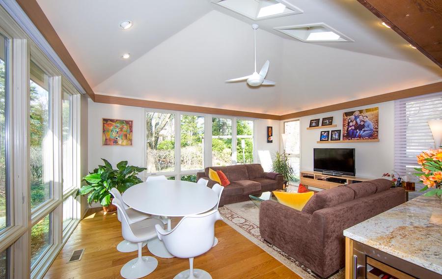 family and casual dining room