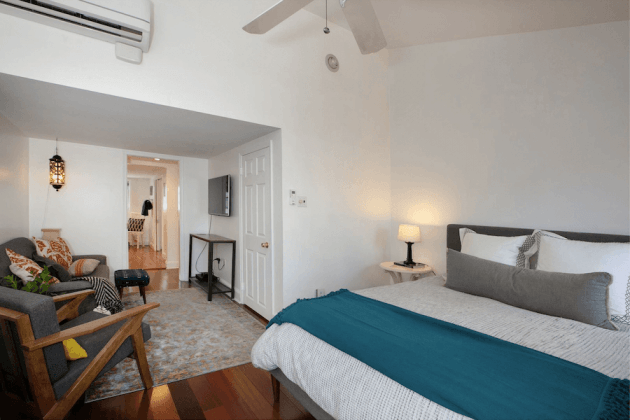 Renovado Queen Village Rowhouse en venta Alojamiento cabanas • La Bicok
