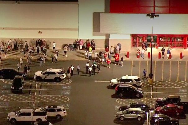 As the City Burned, Some Philadelphians Chose to Protect a Target