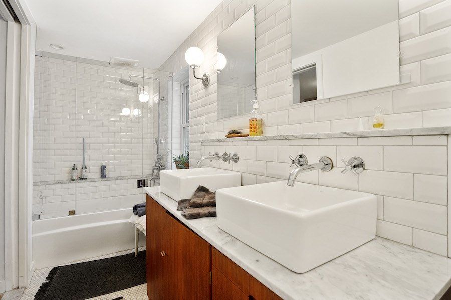 Renter friendly bathroom makeover — house on a sugar hill