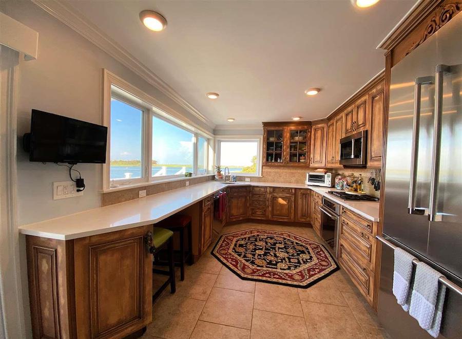 margate contemporary bayfront house for sale kitchen