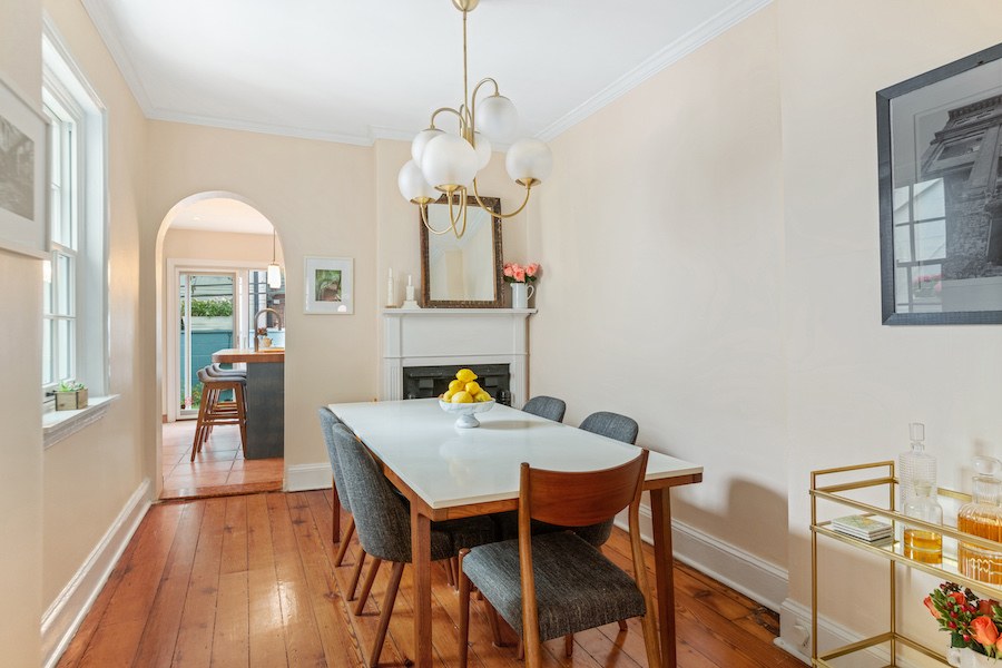 queen village federal townhouse for sale dining room