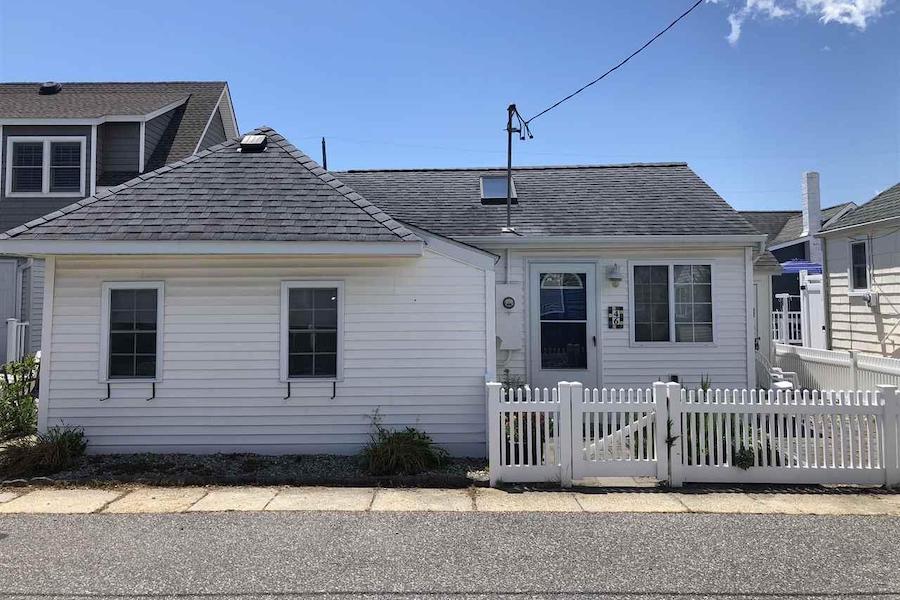 stone harbor cottage house for sale exterior front