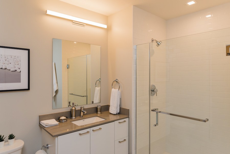 one-bedroom apartment bathroom