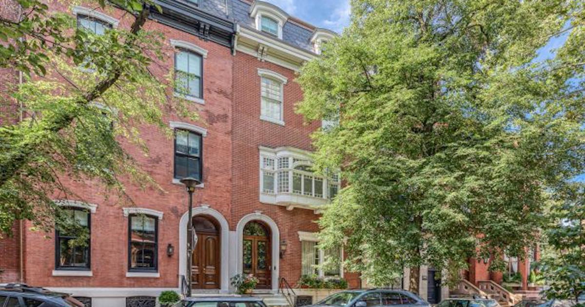 Rittenhouse Renovated Townhouse for Sale on Delancey Place