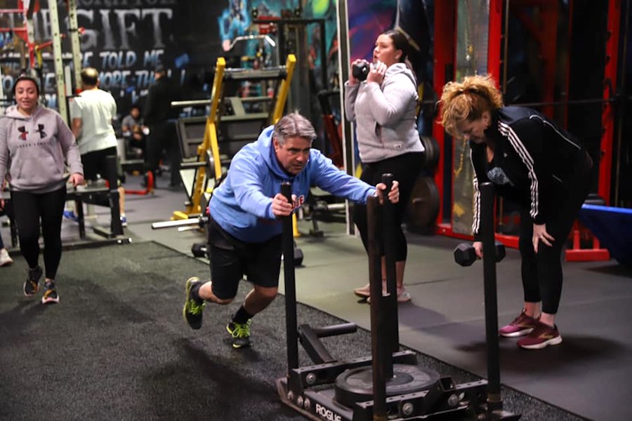 bobby henon doing an indoor gym workout without a COVID mask inside Dan Campos Fitness in Philadelphia