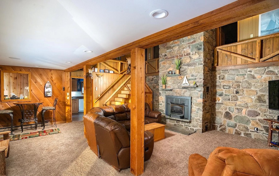 house for sale Lake Wallenpaupack lakeside cottage living room