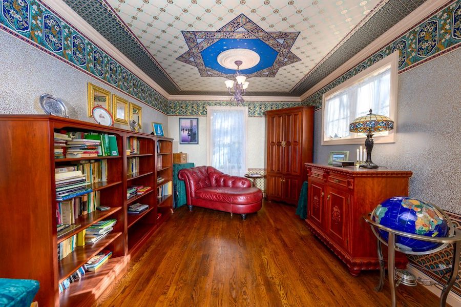 house for sale west chester queen anne library