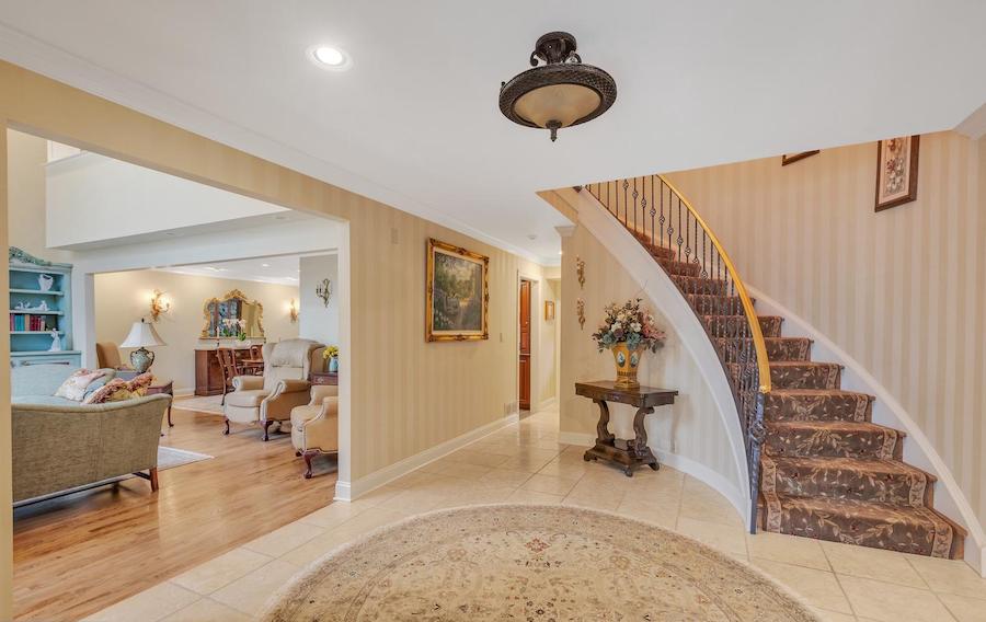 house for sale Bryn Mawr contemporary classical foyer
