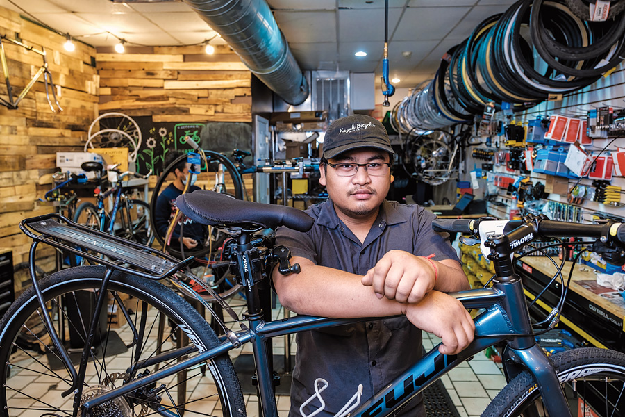 bicycle repair center