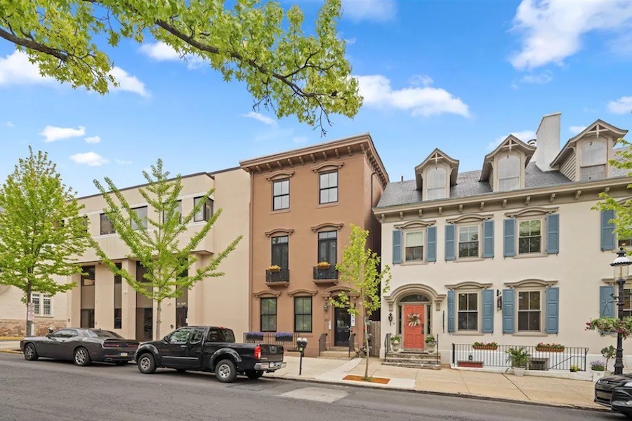 condo for sale Doylestown renovation exterior front