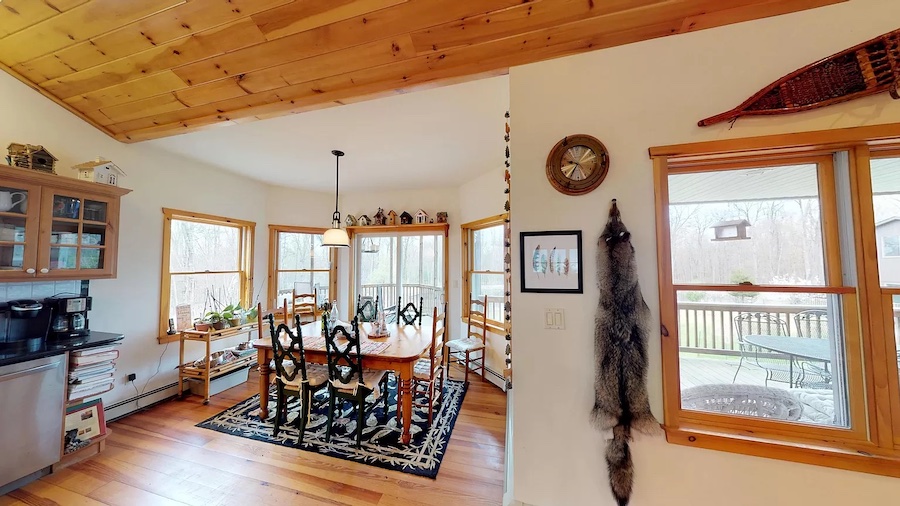 house for sale Hawley modern rustic lodge dining nook