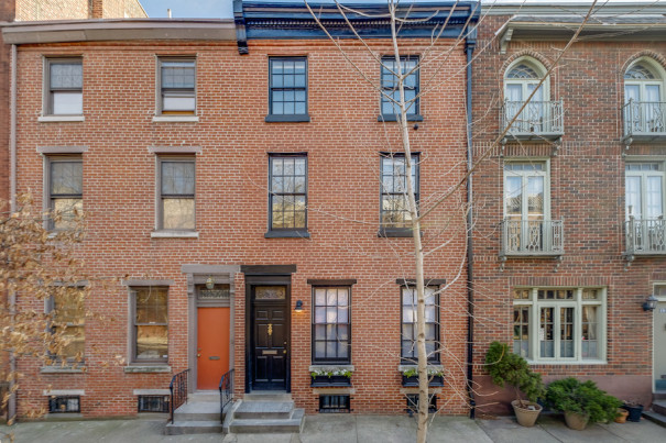 Rittenhouse Square Renovated Townhouse for Sale