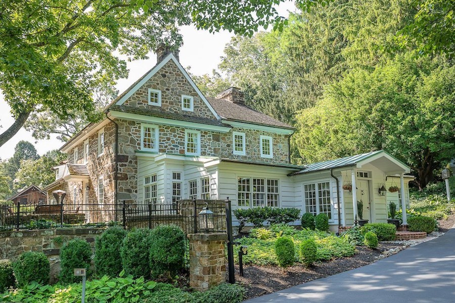 house for sale chester springs colonial manor exterior front