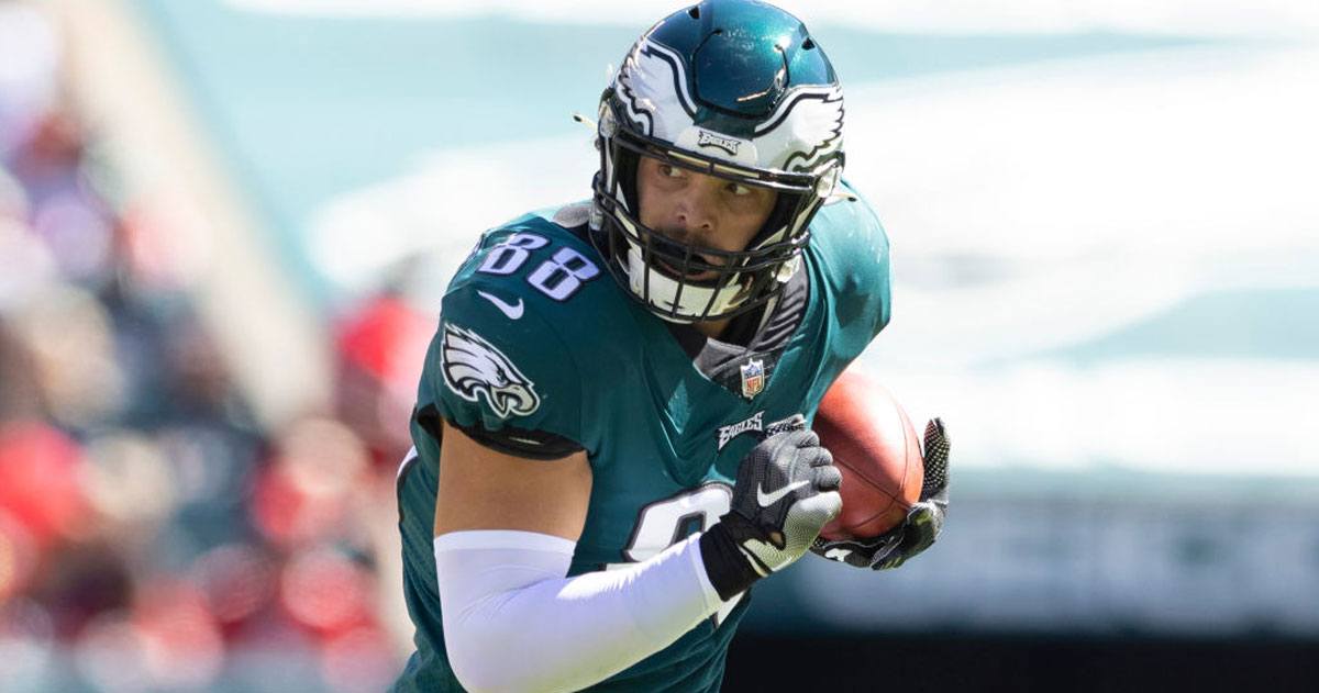 Eagles Sign Zach Ertz To Five-Year Extension - Philadelphia Magazine