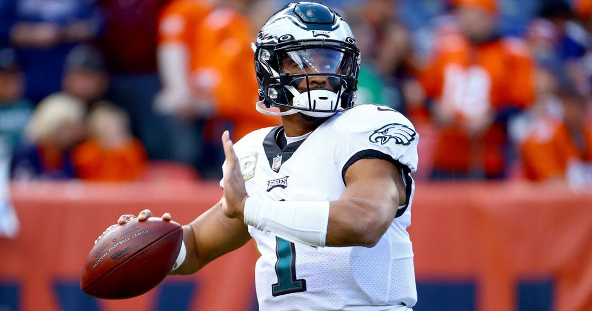 Eagles' Jalen Hurts is now highest paid player in NFL history - The  Times-Delphic