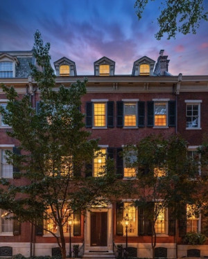 house for sale rittenhouse square federal townhouse exterior at night