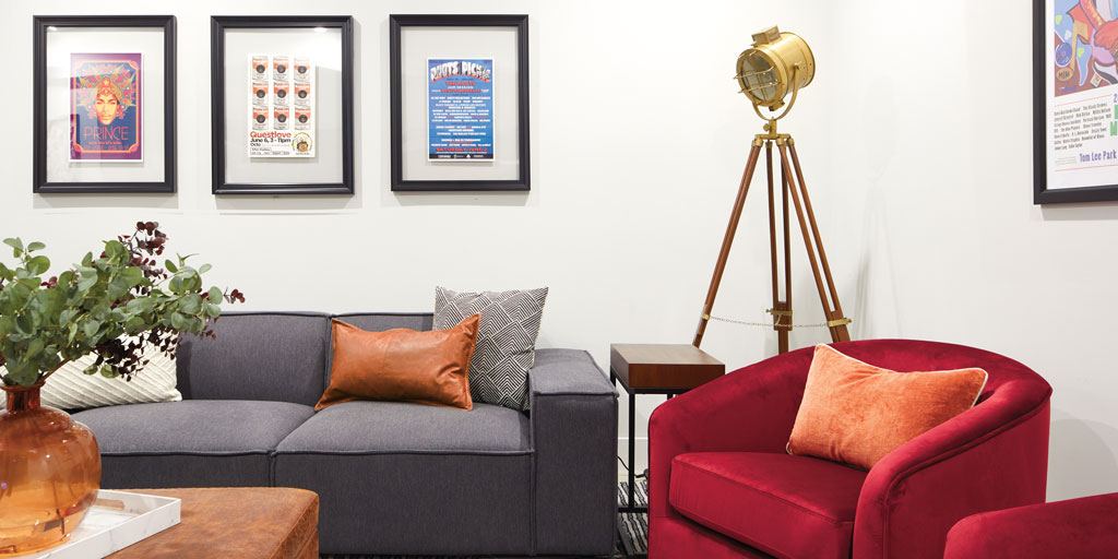 This World-Traveling Exec's Manayunk Townhome Is a Global Sanctuary - Vimarsana News
