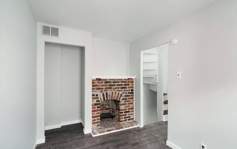 house for sale queen village renovated alley trinity second-floor bedroom