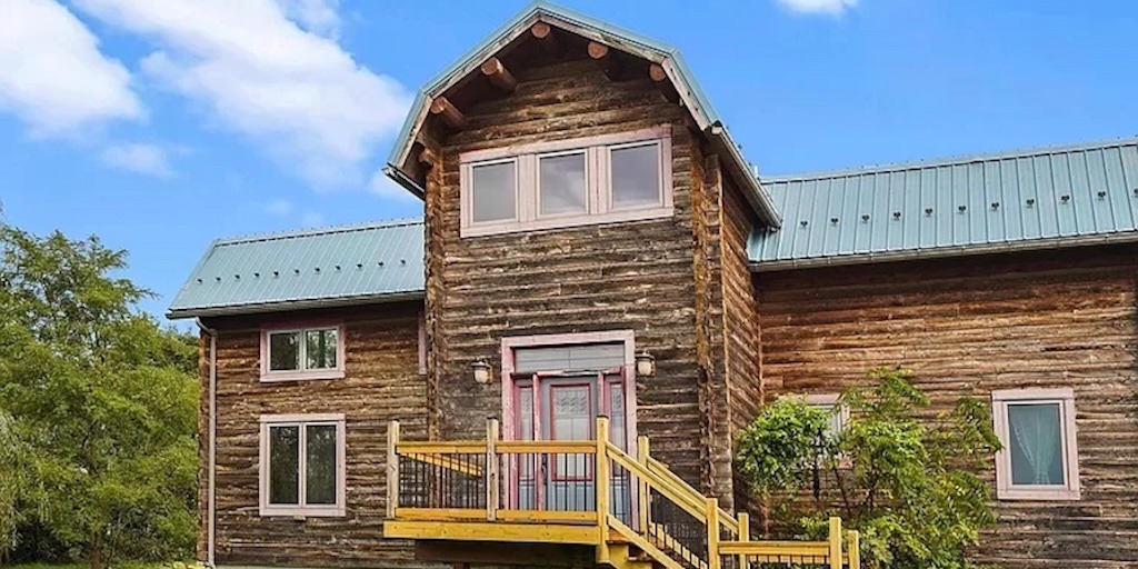 Just Listed: Coatesville Custom Log House for Sale - Vimarsana News