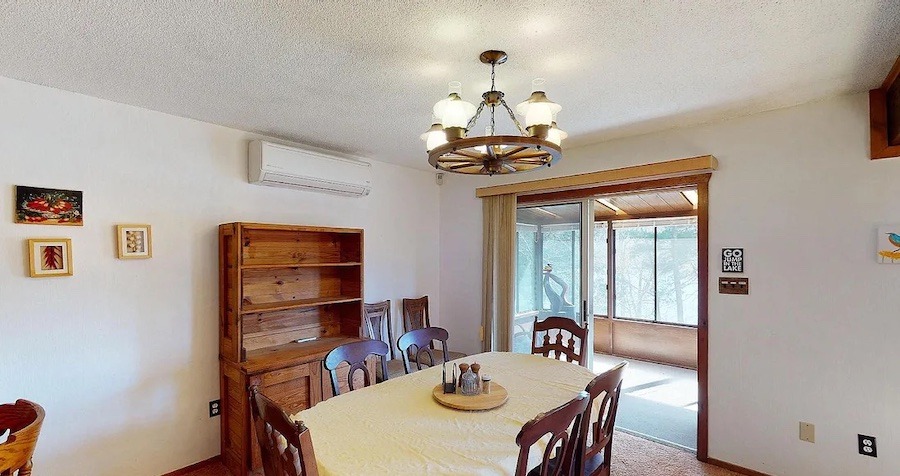 house for sale lake wallenpaupack rustic contemporary DINING ROOM