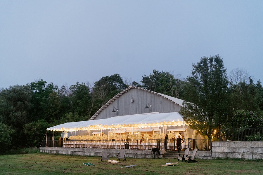 lake house inn wedding