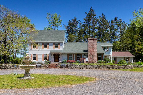 On the Market: Elmer Gentleman’s Farm House for Sale