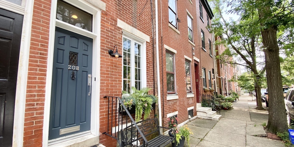 Just Listed: Queen Village Contemporary Extended Trinity House for Rent - Vimarsana News