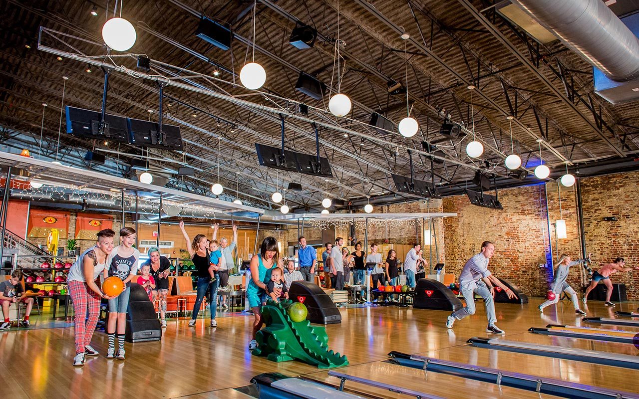 Snack Bar/Lounge — Holiday Lanes Bowling Center